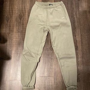 Roots sweatpants
